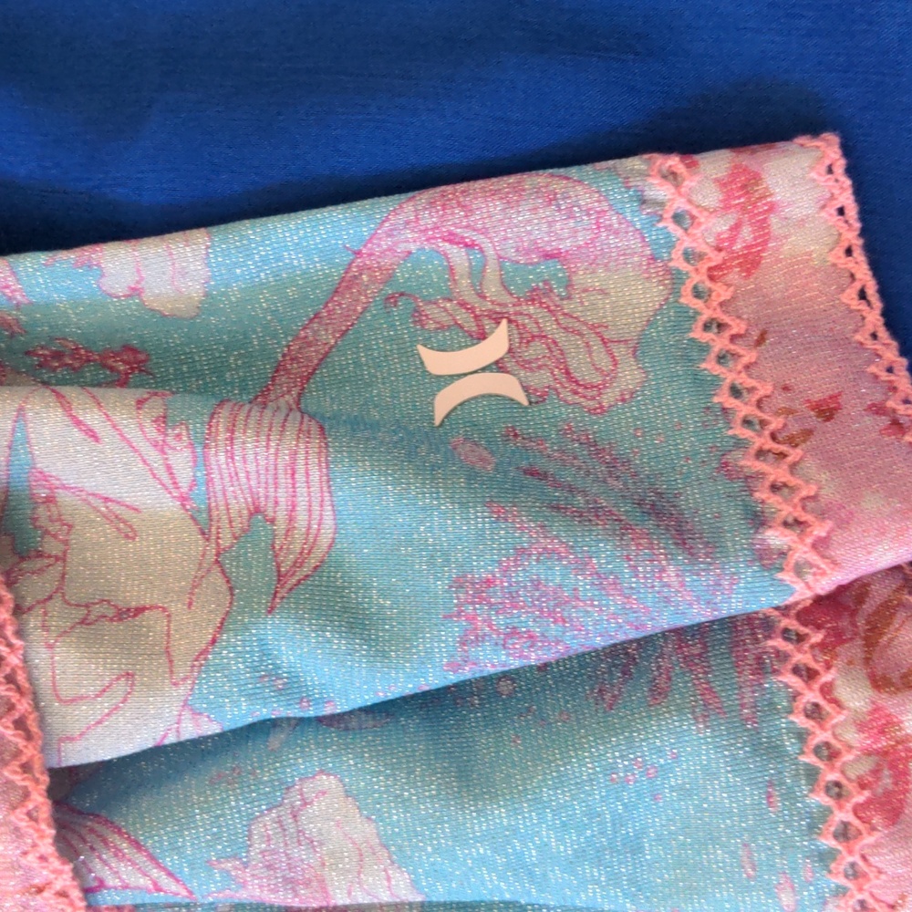 LoveShackFancy x Hurley Mermaid Shimmer Skirt Small New - Picture 3 of 7